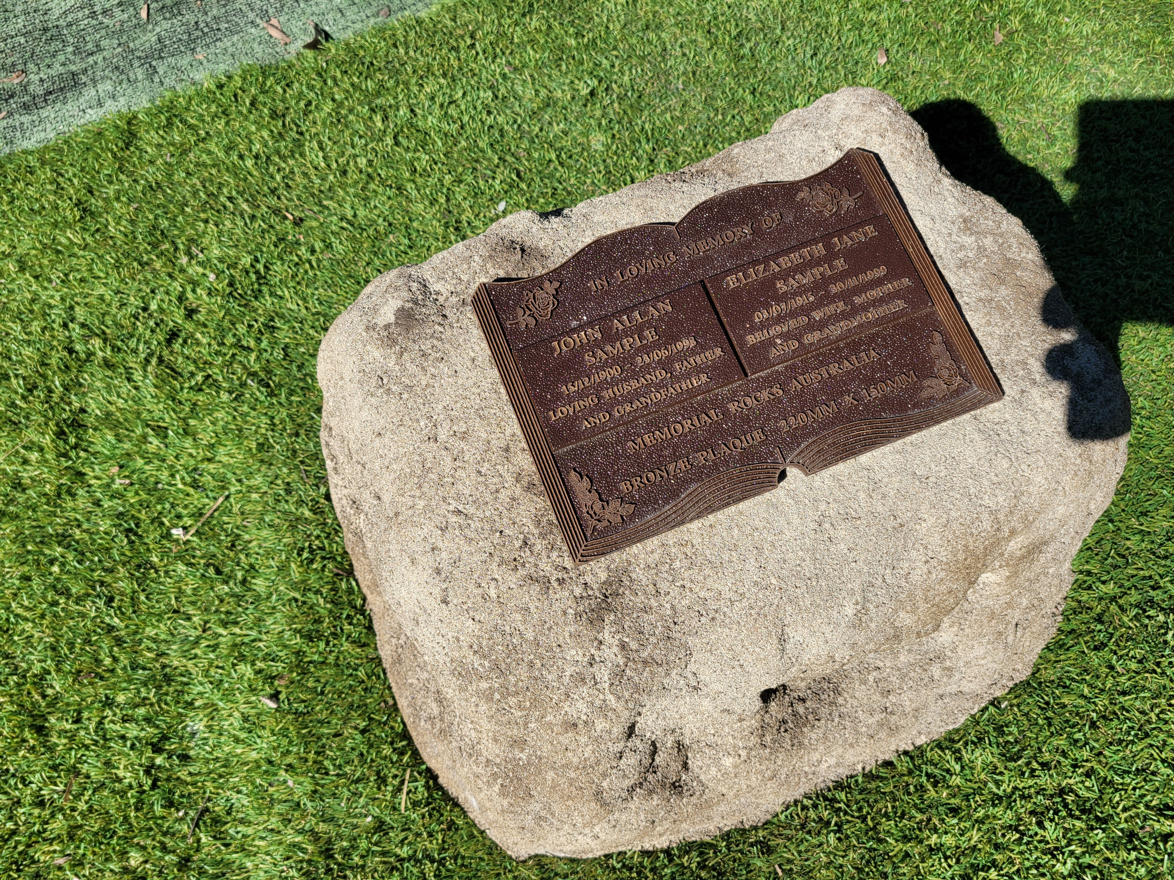 Memorial Rock Urn 1879 Large Double Natural Riversand