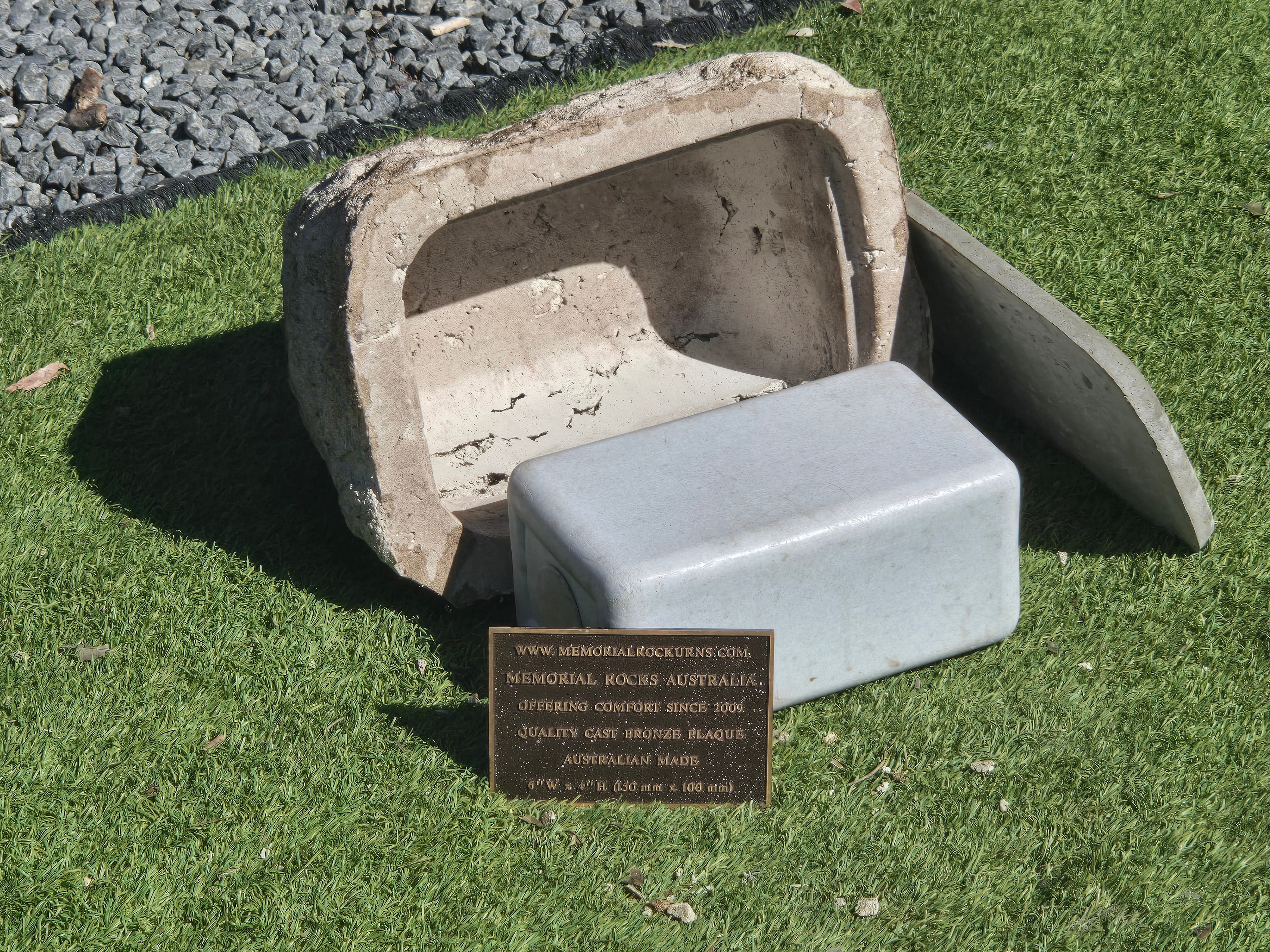 Memorial Rock Urn  2178 Regular Natural Riversand