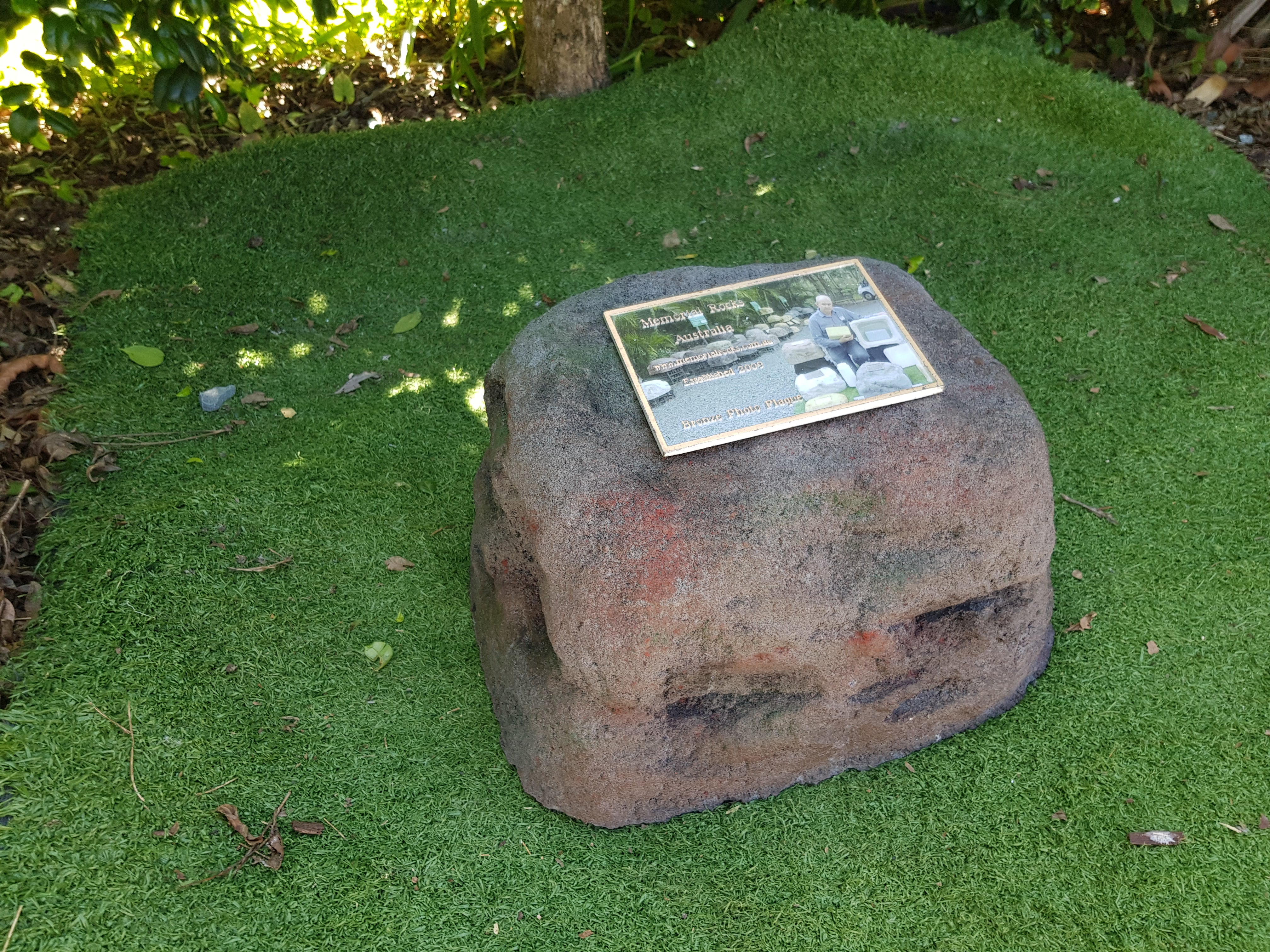 Memorial Rock Urn 1633  Large Black